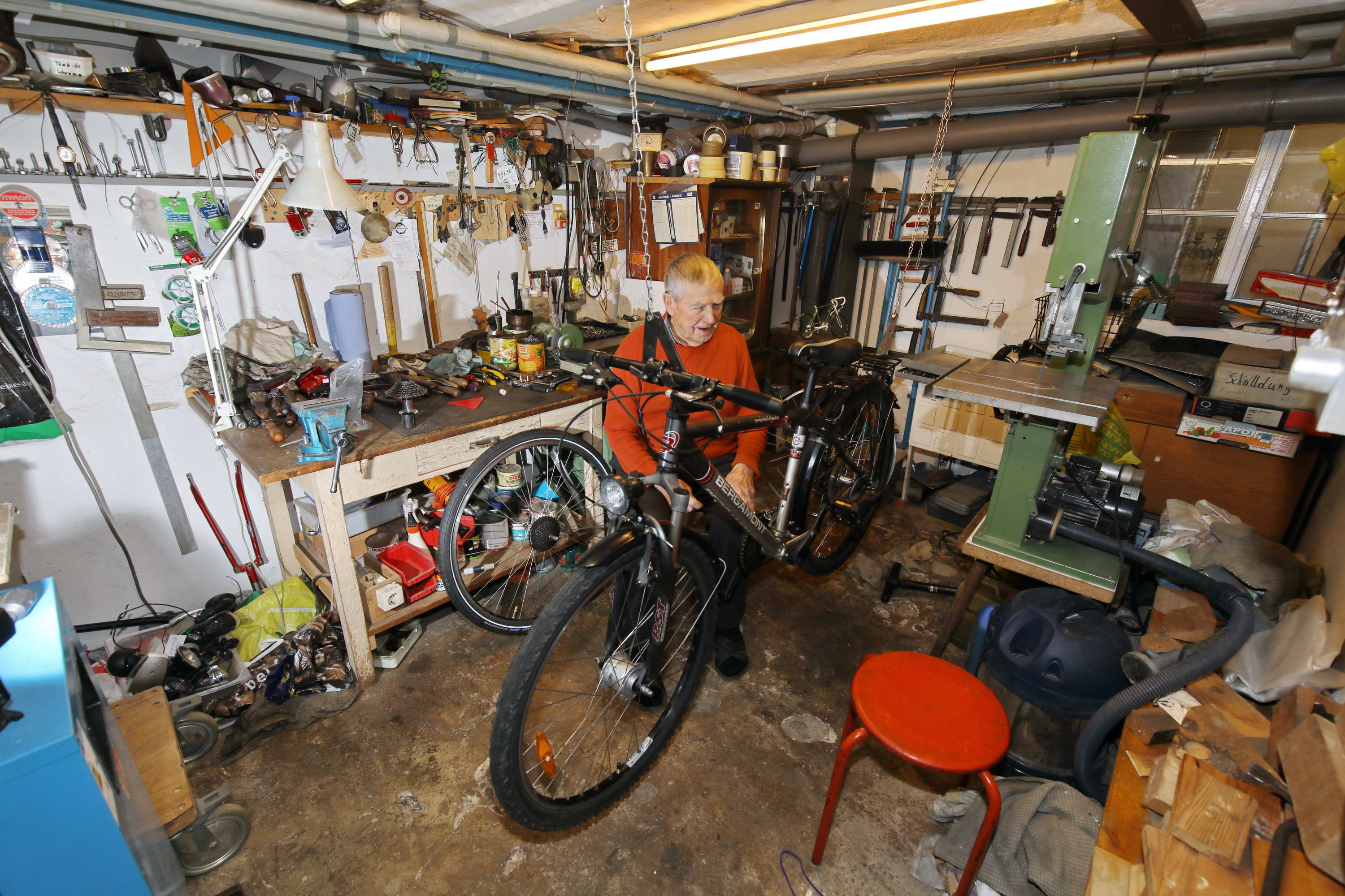 Fahrrad Reparatur Werkstatt In Der Nähe Fahrrad-Werkstatt